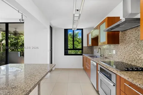 181 Crandon Boulevard Key Biscayne FL 33149