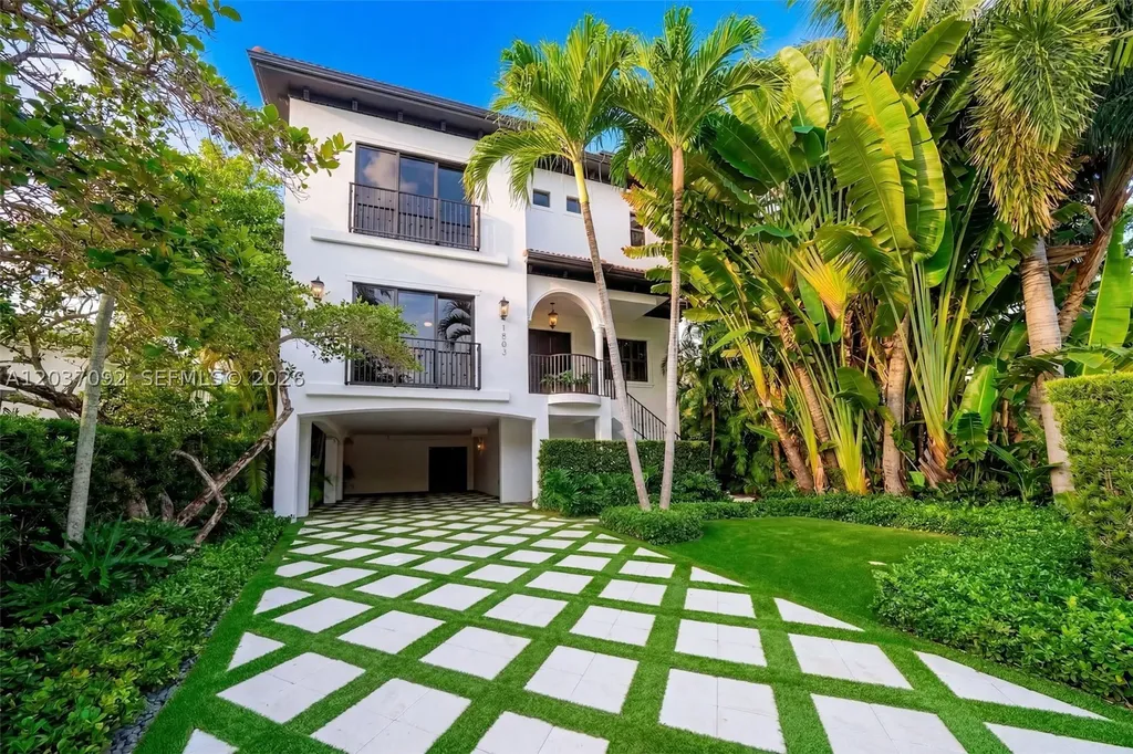 1803 S Bayshore Lane Miami FL 33133