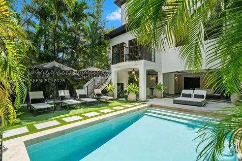1803 S Bayshore Lane Miami FL 33133