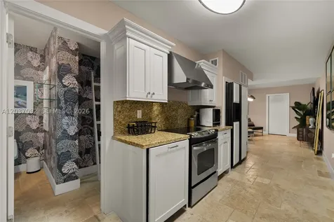 1803 S Bayshore Lane Miami FL 33133