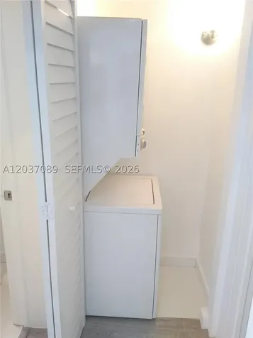 1525 Meridian Avenue Miami Beach FL 33139