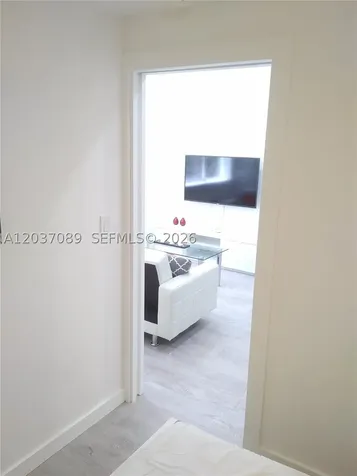 1525 Meridian Avenue Miami Beach FL 33139