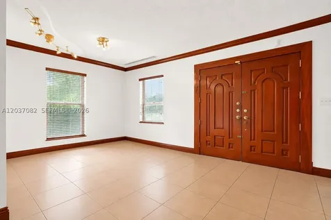 300 SW 123rd Avenue Miami FL 33184