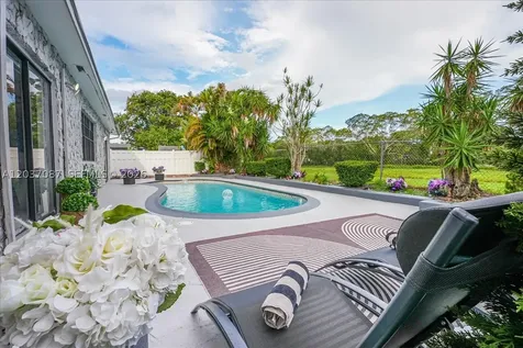 8580 NW 20th Court Sunrise FL 33322