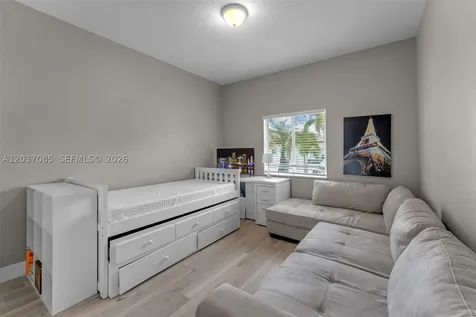 4449 SW 164th Path Miami FL 33185