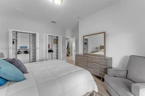 4449 SW 164th Path Miami FL 33185