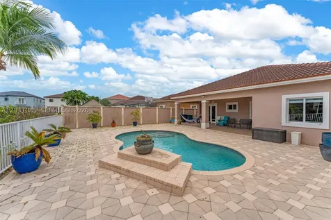 4449 SW 164th Path Miami FL 33185