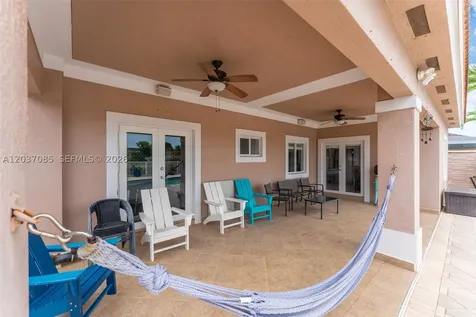 4449 SW 164th Path Miami FL 33185