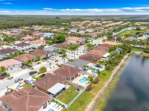 4449 SW 164th Path Miami FL 33185
