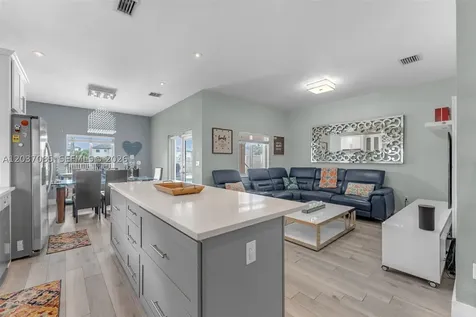 4449 SW 164th Path Miami FL 33185