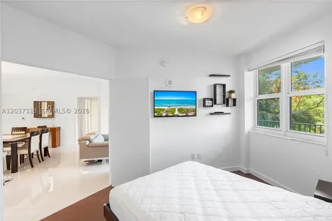 20000 E Country Club Drive Aventura FL 33180