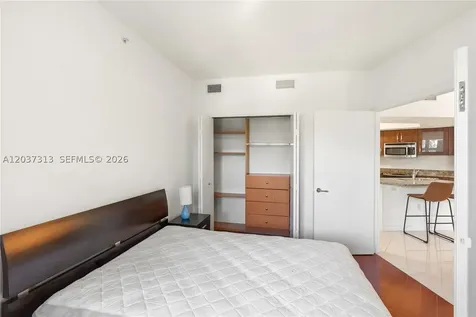 20000 E Country Club Drive Aventura FL 33180