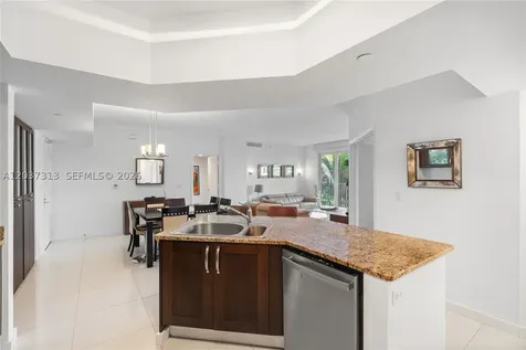 20000 E Country Club Drive Aventura FL 33180