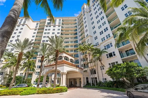 20000 E Country Club Drive Aventura FL 33180