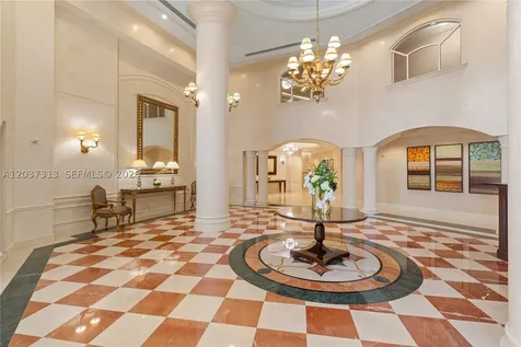 20000 E Country Club Drive Aventura FL 33180