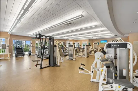 20000 E Country Club Drive Aventura FL 33180