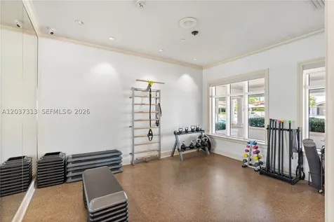 20000 E Country Club Drive Aventura FL 33180