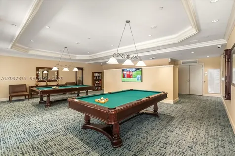 20000 E Country Club Drive Aventura FL 33180