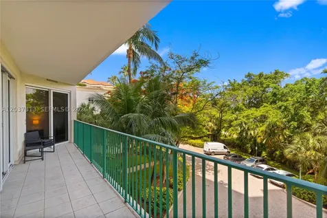20000 E Country Club Drive Aventura FL 33180
