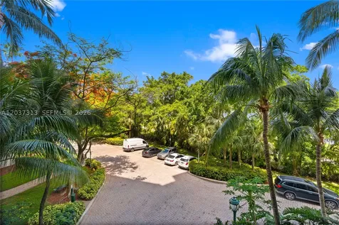 20000 E Country Club Drive Aventura FL 33180