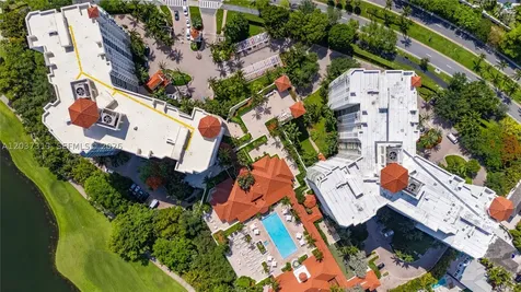 20000 E Country Club Drive Aventura FL 33180