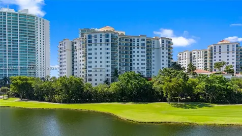 20000 E Country Club Drive Aventura FL 33180