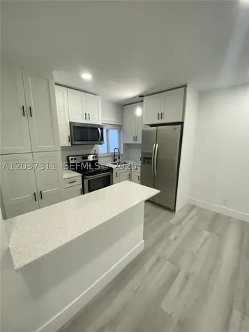 3071 SW 27th Avenue Miami FL 33133