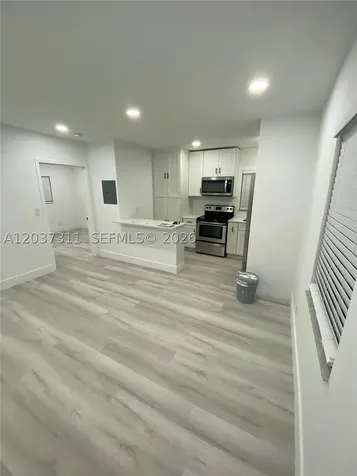3071 SW 27th Avenue Miami FL 33133