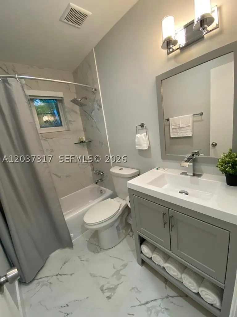 204 SW 19th Avenue Fort Lauderdale FL 33312