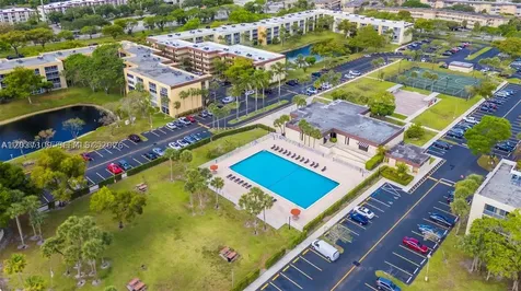 3321 NW 47th Terrace Lauderdale Lakes FL 33319