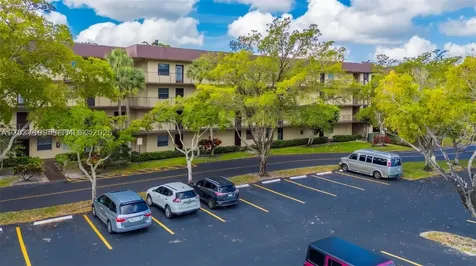 3321 NW 47th Terrace Lauderdale Lakes FL 33319