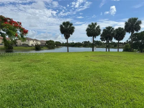 22311 SW 88th Place Cutler Bay FL 33190