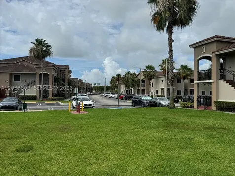 22311 SW 88th Place Cutler Bay FL 33190
