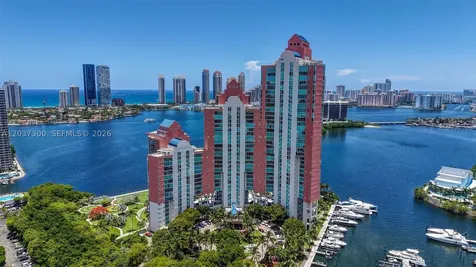 3370 Hidden Bay Drive Aventura FL 33180