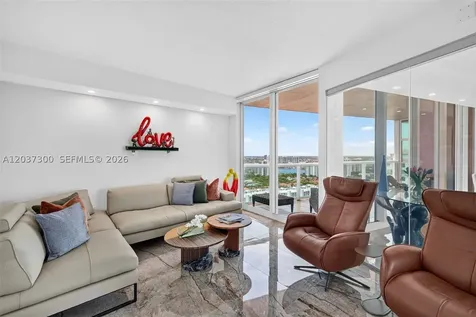 3370 Hidden Bay Drive Aventura FL 33180