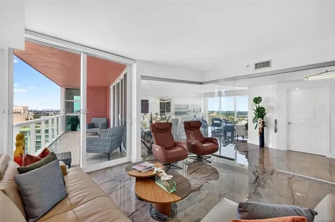 3370 Hidden Bay Drive Aventura FL 33180