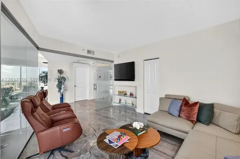 3370 Hidden Bay Drive Aventura FL 33180