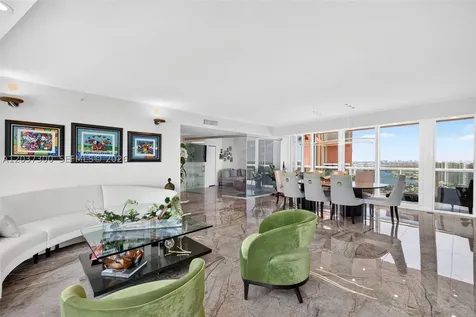 3370 Hidden Bay Drive Aventura FL 33180