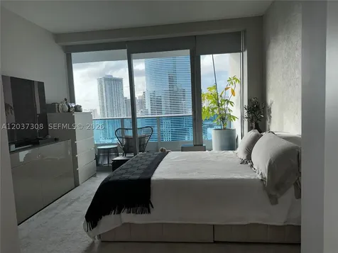 200 Biscayne Boulevar Way Miami FL 33131