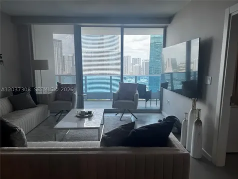 200 Biscayne Boulevar Way Miami FL 33131