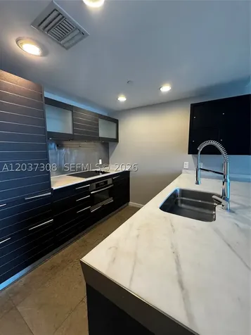 200 Biscayne Boulevar Way Miami FL 33131