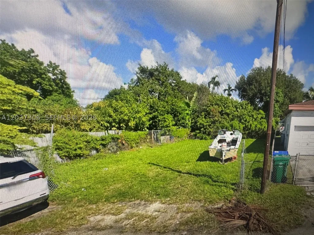 1449 NW 68th Terrace Miami FL 33147