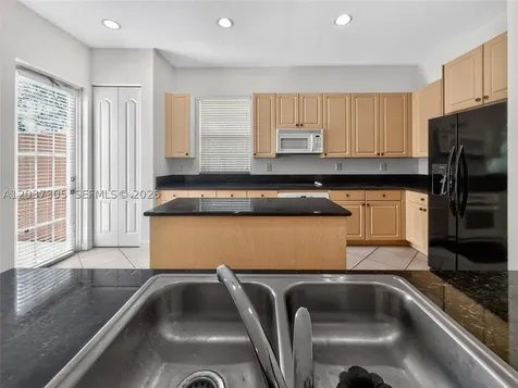 625 SW 146th Terrace Pembroke Pines FL 33027