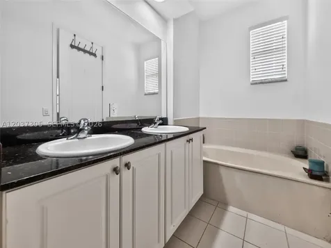 625 SW 146th Terrace Pembroke Pines FL 33027