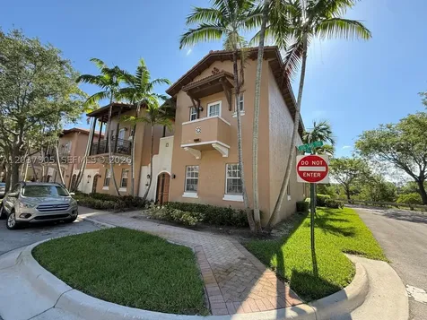 625 SW 146th Terrace Pembroke Pines FL 33027