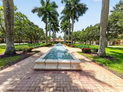 625 SW 146th Terrace Pembroke Pines FL 33027