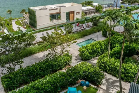 650 NE 32nd Street Miami FL 33137