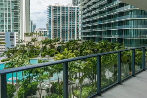650 NE 32nd Street Miami FL 33137