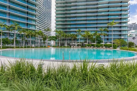 650 NE 32nd Street Miami FL 33137