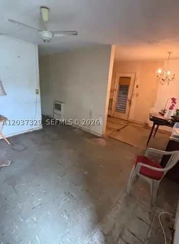 11410 SW 44th Street Miami FL 33165